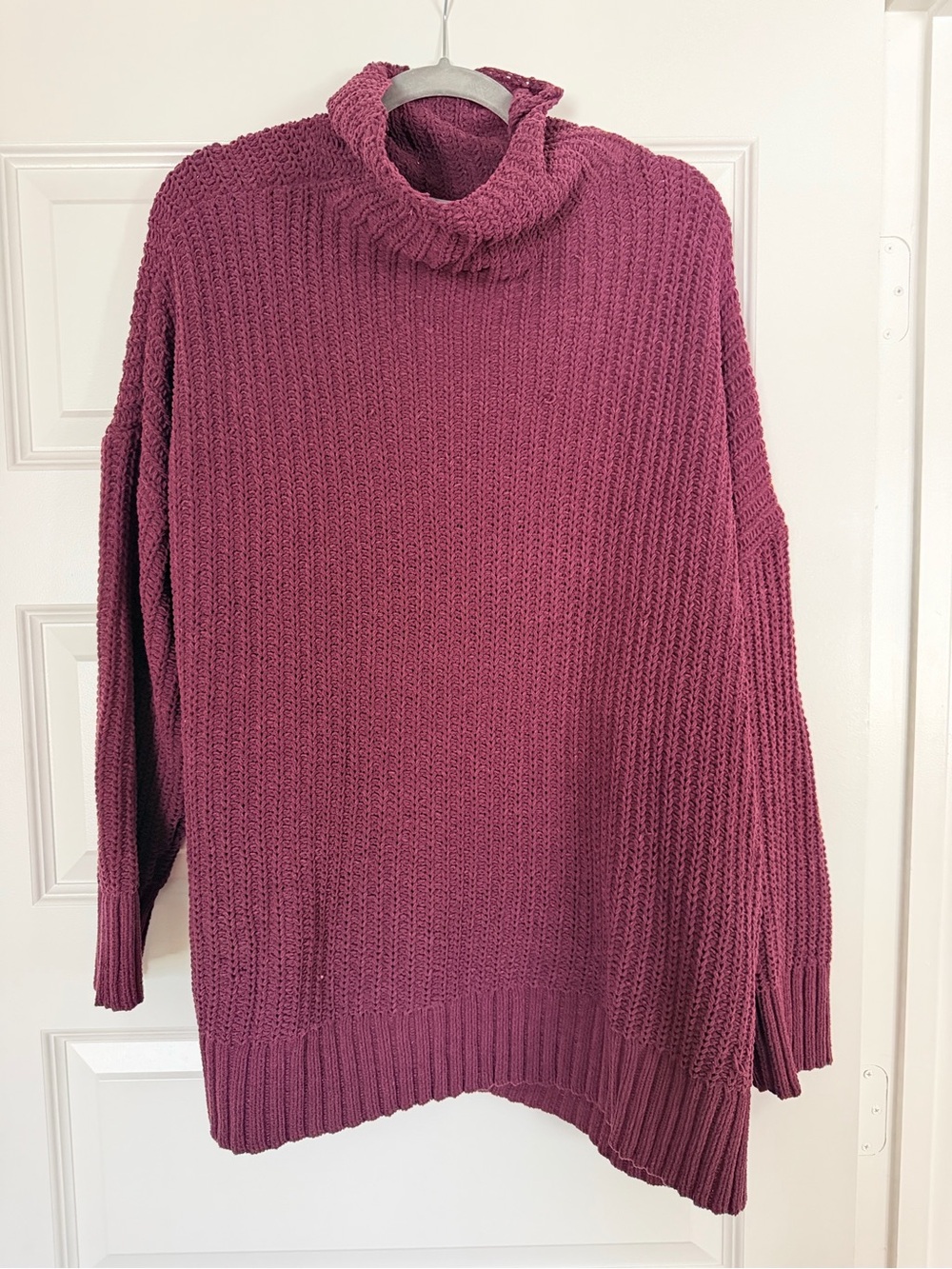 Cozy Oversized Maroon Turtleneck Sweater - Women